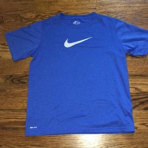 Youth Large Boys Nike T-Shirt Dri-Fit